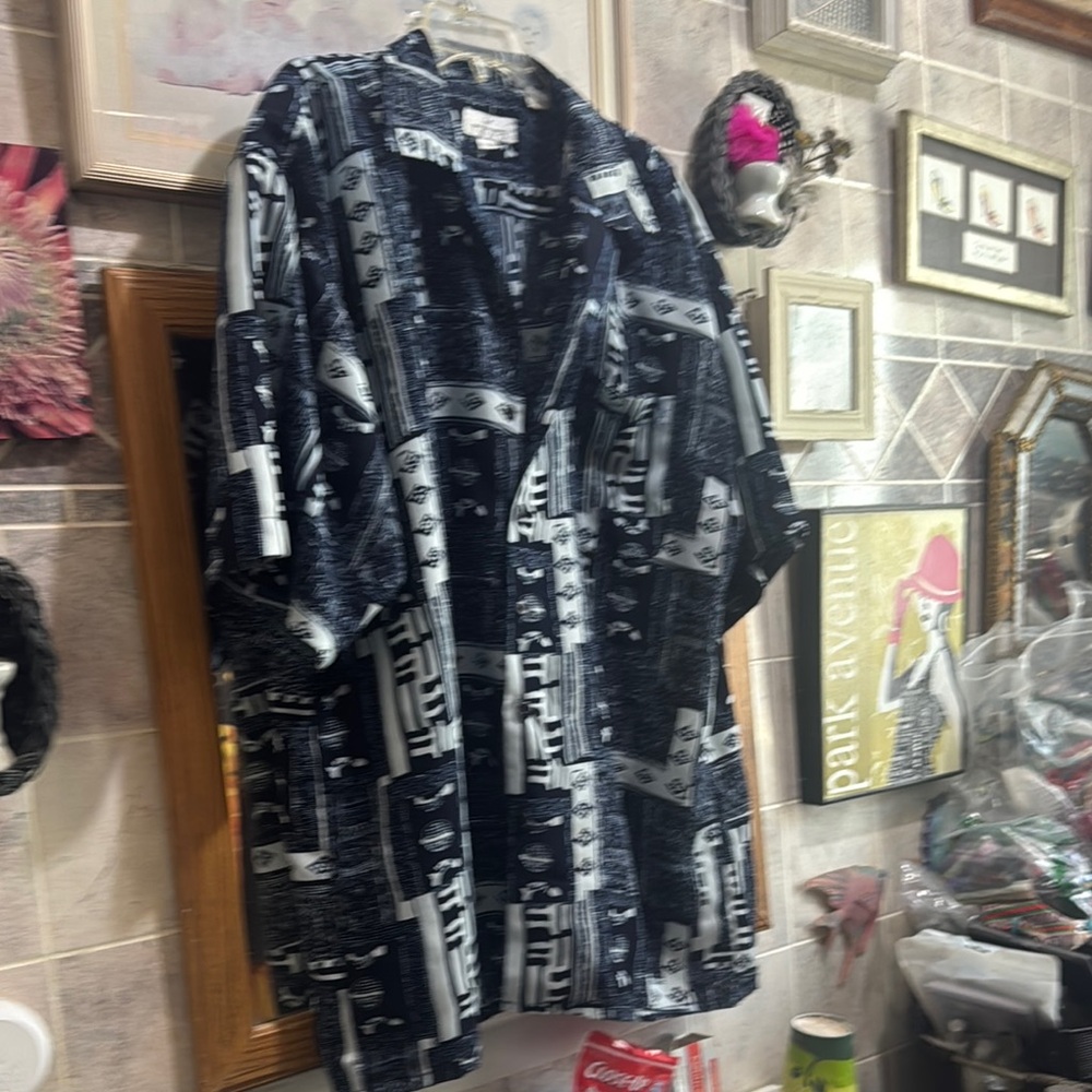 Emvo shirt